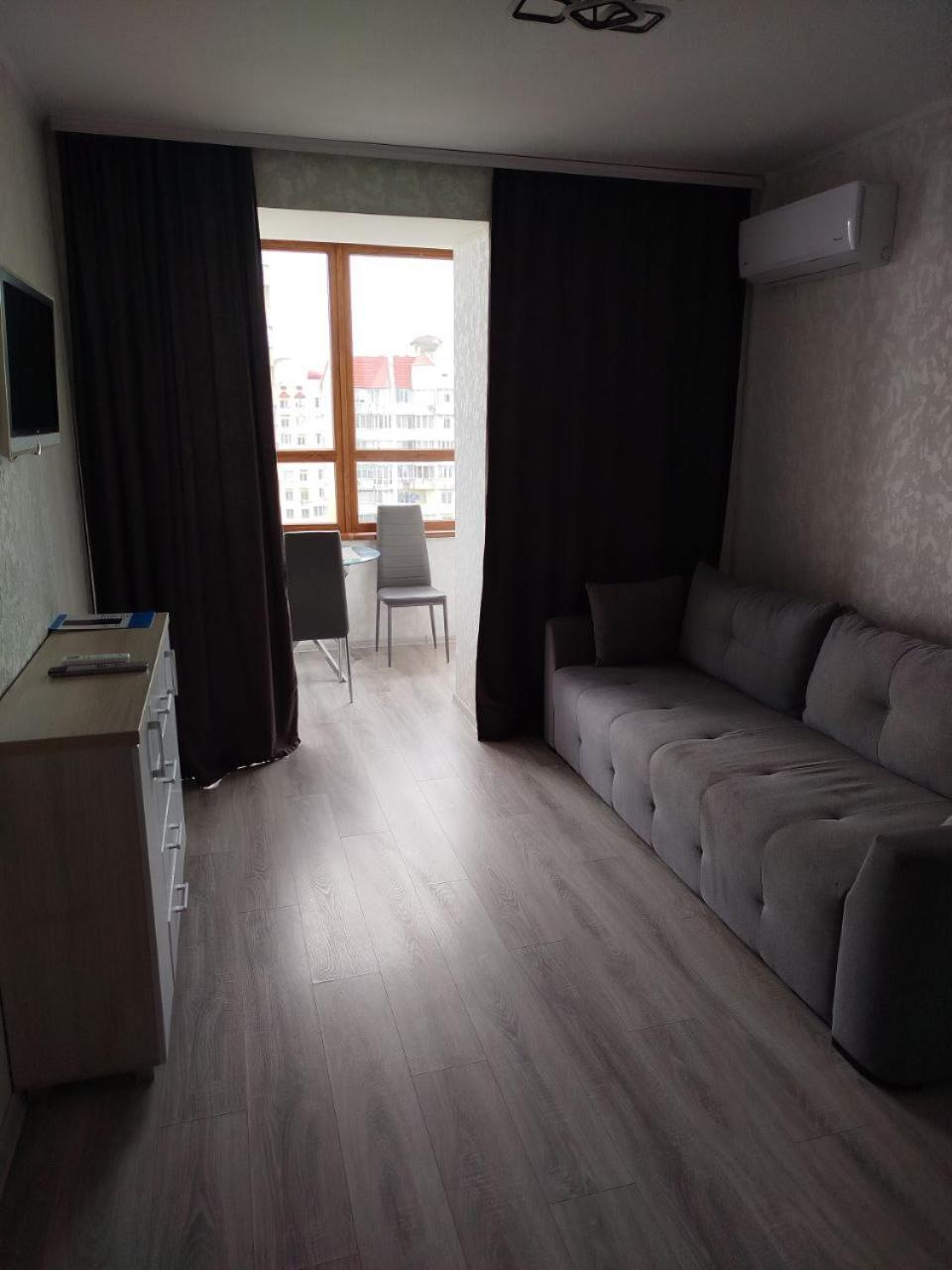 Apart-Hotel Sky Yuzhne Ngoại thất bức ảnh