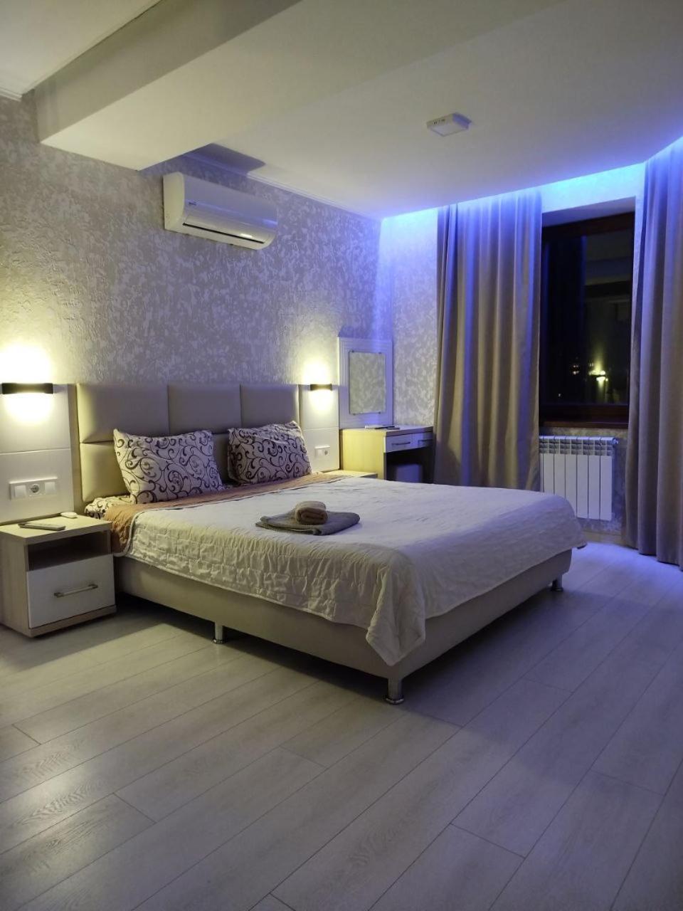 Apart-Hotel Sky Yuzhne Ngoại thất bức ảnh