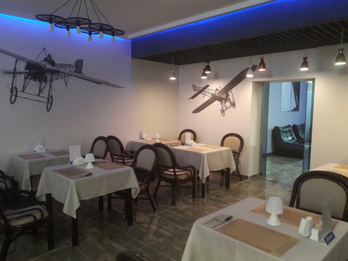 Apart-Hotel Sky Yuzhne Ngoại thất bức ảnh